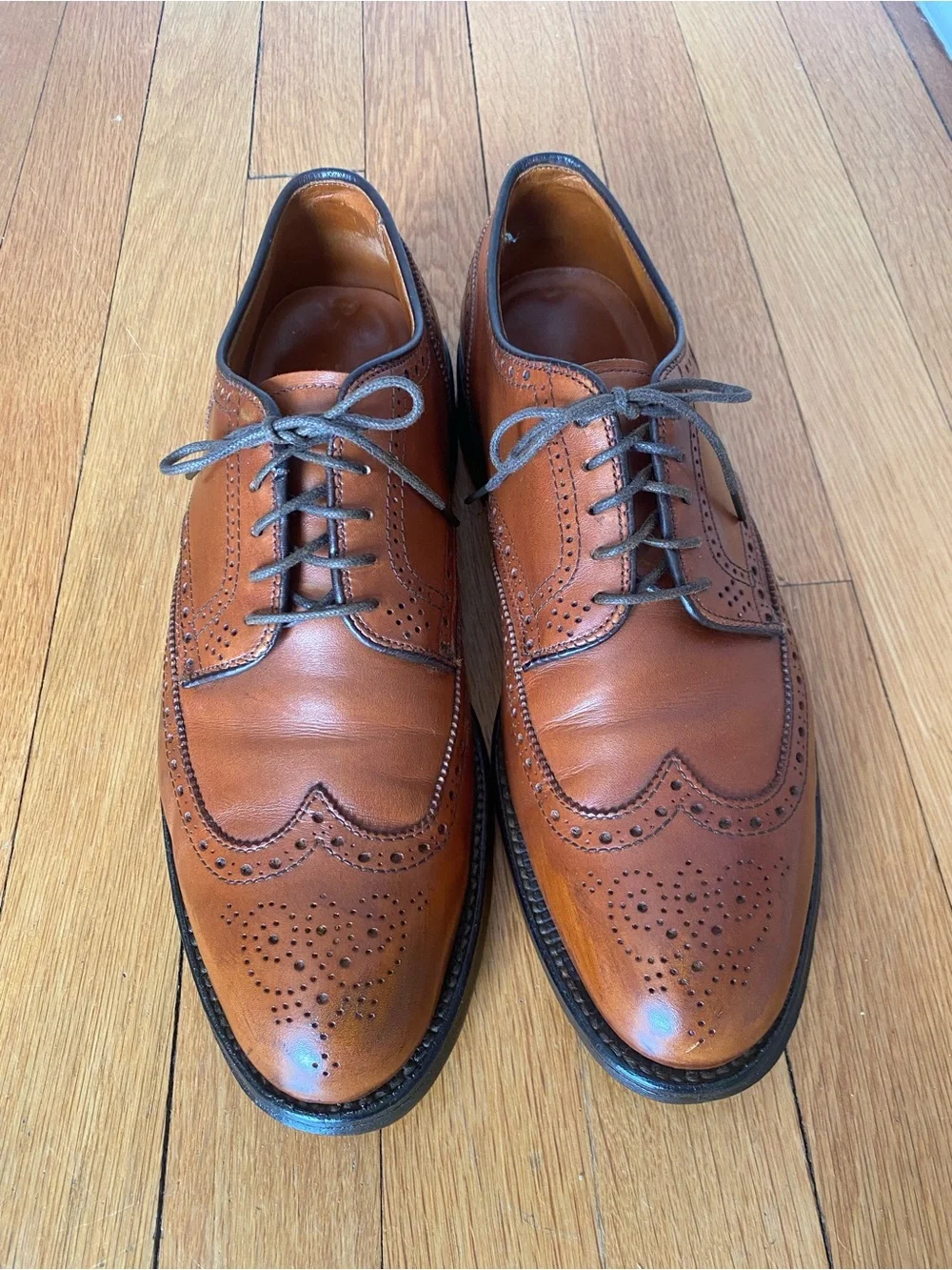 Alden Men's Tan Leather Wingtip Brogue Oxfords